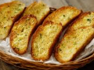 Garlic bread (3)
